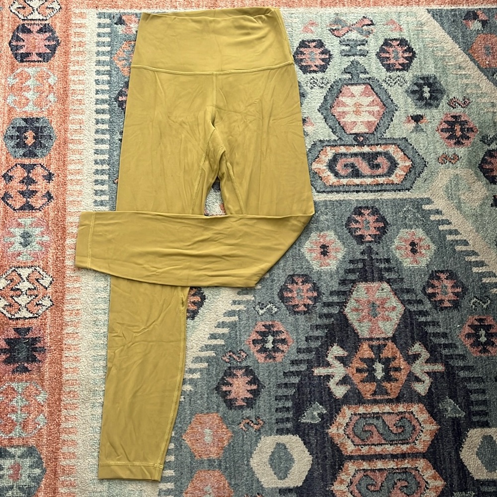 Lululemon leggings size 4